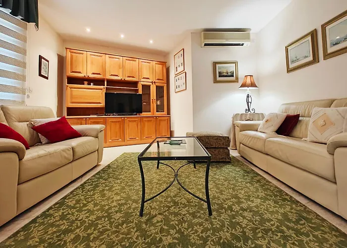 Portomaso Seaview Apartment